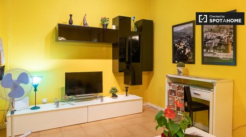 Photo 5 of Flat for rent in Pacífico, Madrid Capital