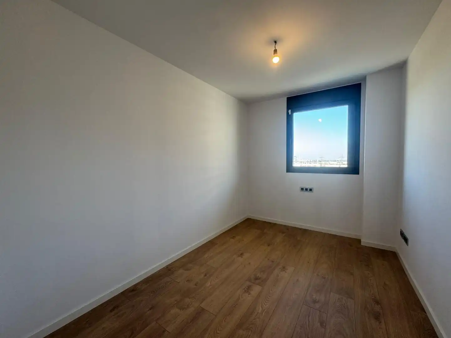 Habitación de Piso en venta en Viladecans con Aire acondicionado, Calefacción y Terraza