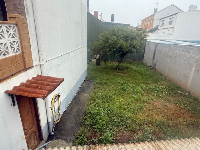 Jardí de Casa o xalet en venda en Neda amb Calefacció, Terrassa i Traster