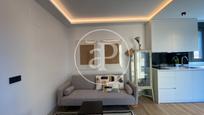 Sala d'estar de Pis de lloguer en  Madrid Capital amb Aire condicionat, Calefacció i Jardí privat