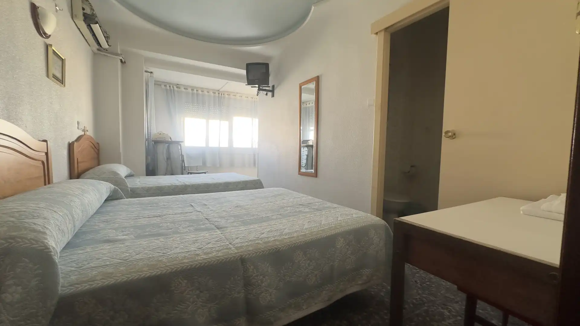 Hotel zum Verkauf in Plaça Maestro Quislant 12, imagen 12