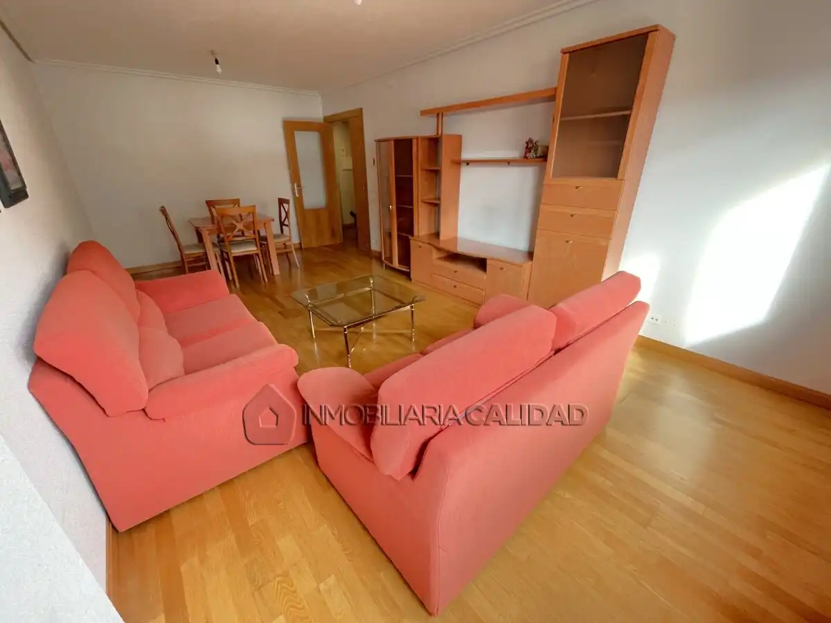 Living room of Flat for rent in Burgos  with Heating and Furnished