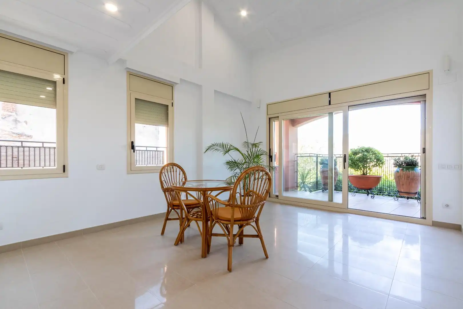 Menjador de Casa o xalet en venda en Castellar del Vallès amb Calefacció, Jardí privat i Terrassa