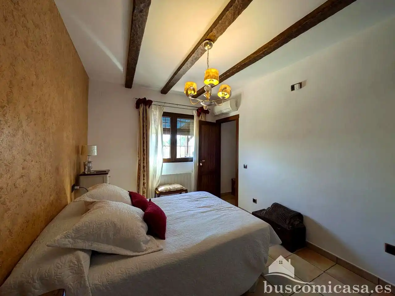 Habitación de Finca rústica en venta en Linares con Aire acondicionado, Calefacción y Jardín privado