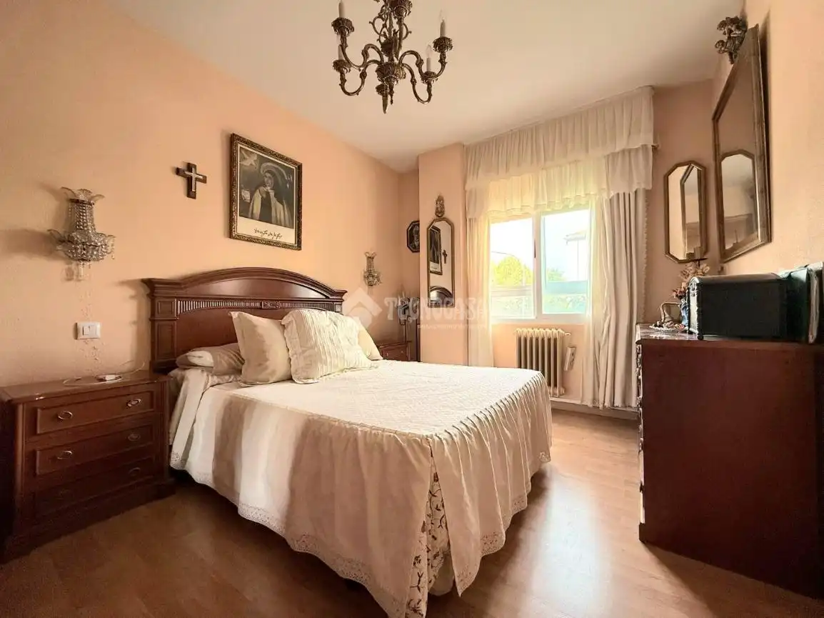 Flat for sale in Sónsoles