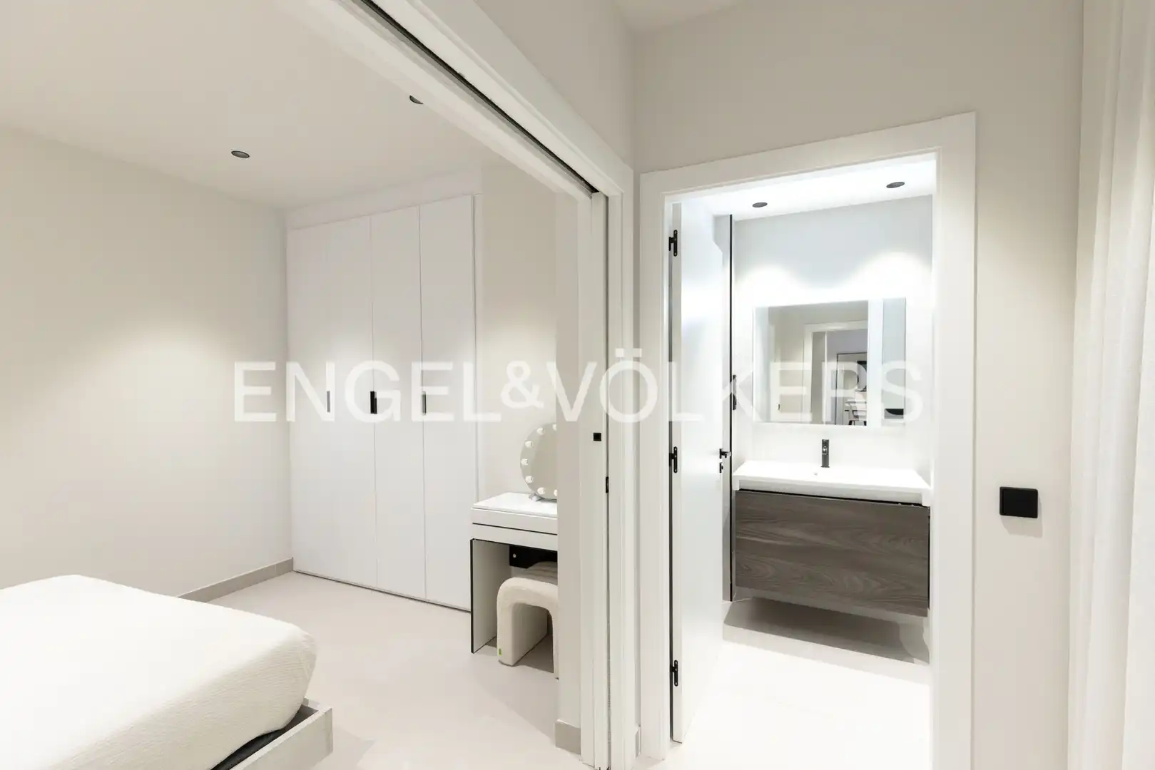 Bedroom of Apartments for sale in Olesa de Montserrat  with Air Conditioner, Heating and Terrace