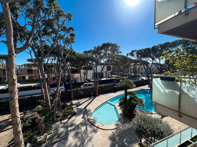 Apartamento en Alquiler en Carrer 19, 16 en La Pineda