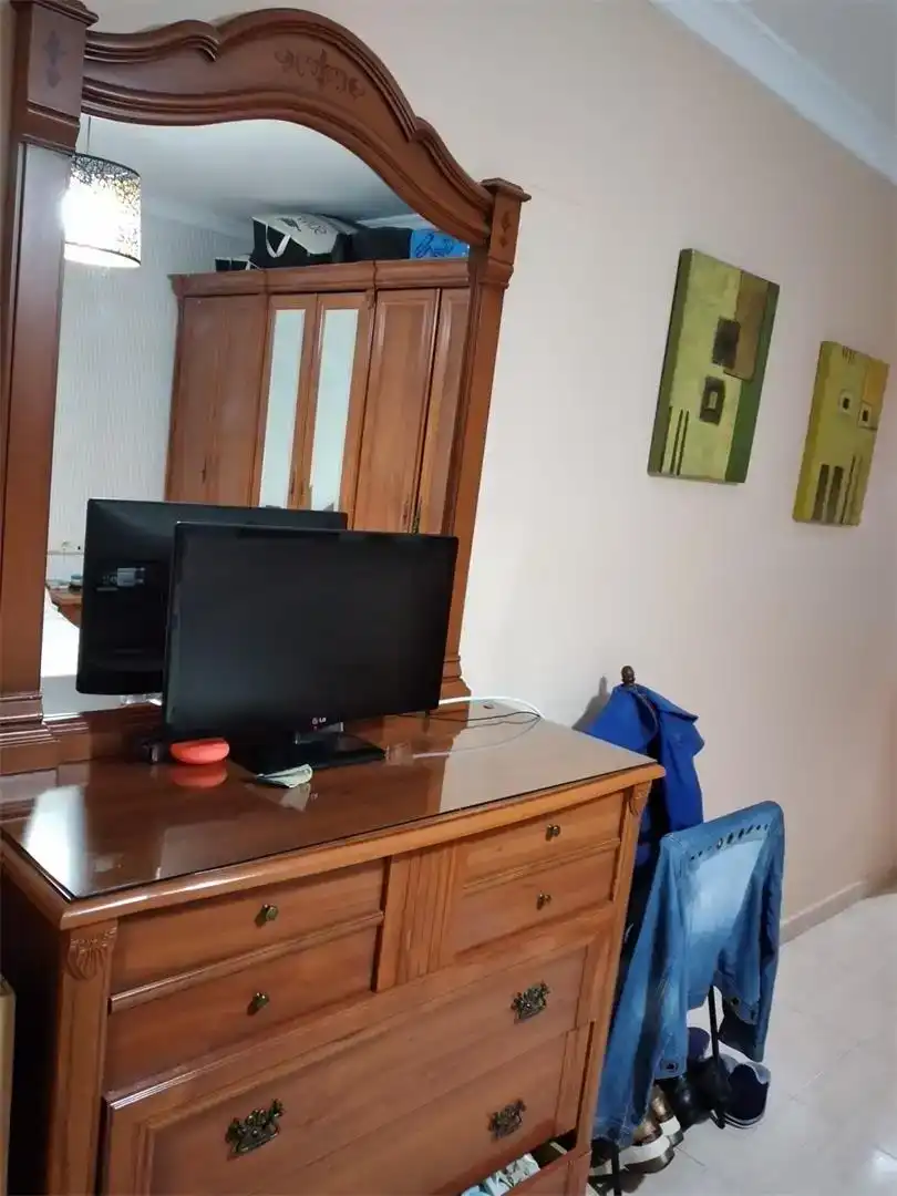 Habitación de Piso en venta en Melilla con Aire acondicionado, Microondas y Balcón