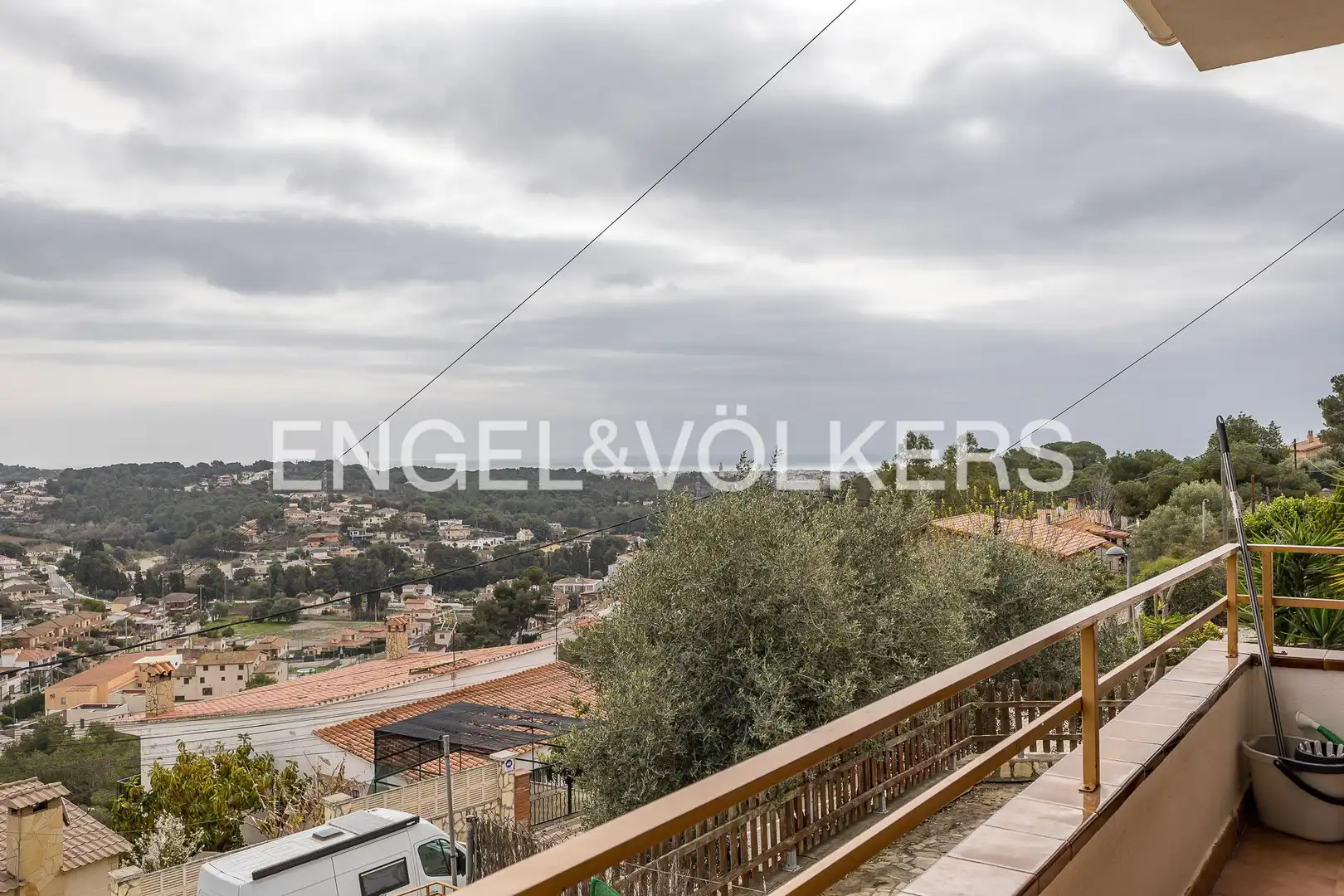 Terrassa de Casa adosada en venda en Cubelles amb Calefacció, Jardí privat i Terrassa