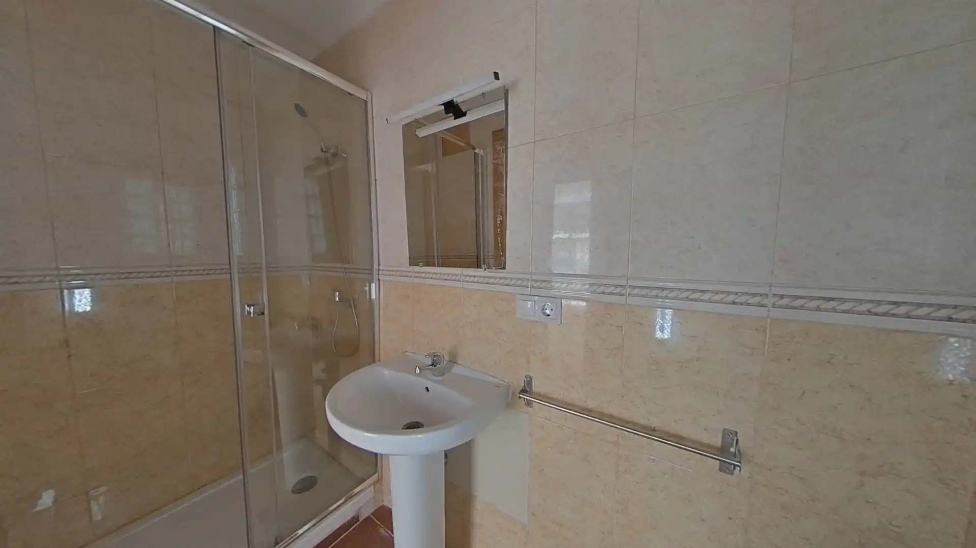 Baño de Piso en venta en Valencia con Balcón