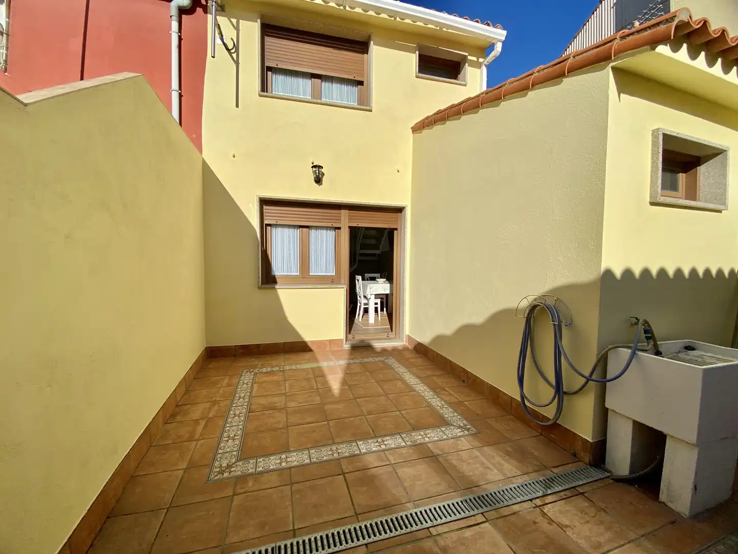Vista exterior de Casa o chalet de alquiler en O Grove   con Amueblado, Horno y Lavadora