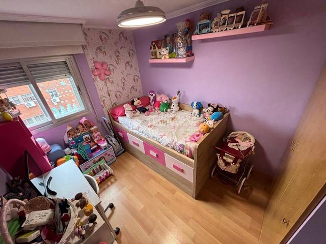 Piso en Venta en Portazgo