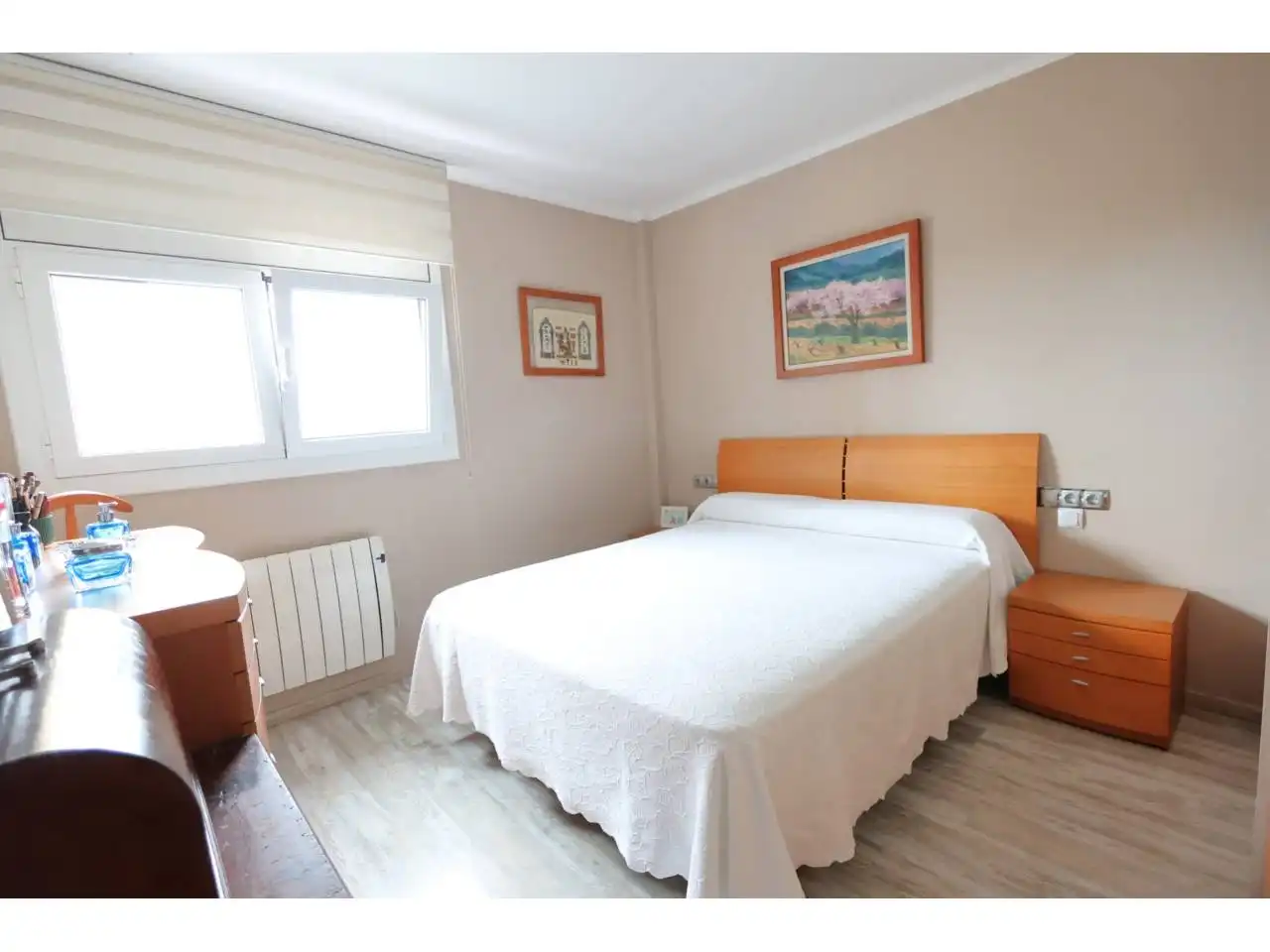 Habitación de Piso en venta en L'Hospitalet de Llobregat con Aire acondicionado, Calefacción y Parquet