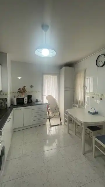 Cocina de Piso en venta en Portugalete con Calefacción, Jardín privado y Parquet
