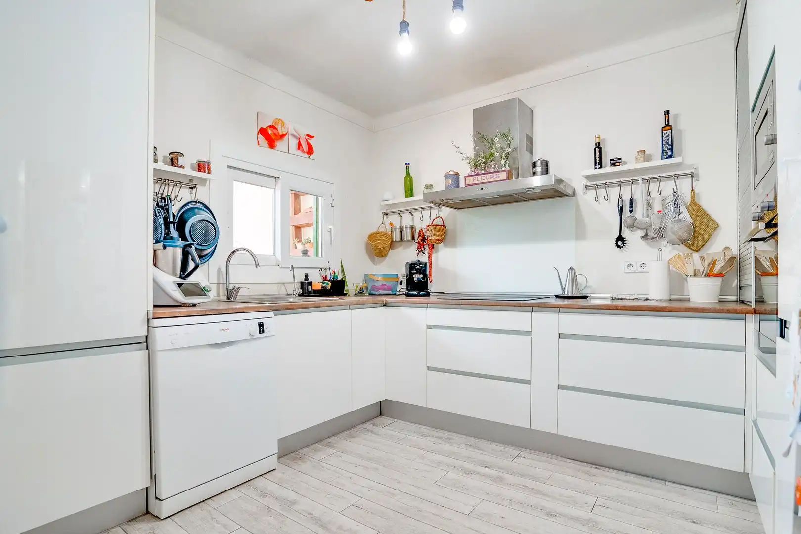 Kitchen of Detached homes for sale in Alcúdia  with Air Conditioner, Heating and Private garden