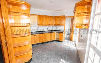 Cuina de Apartament en venda en Torrox amb Moblat i Balcó