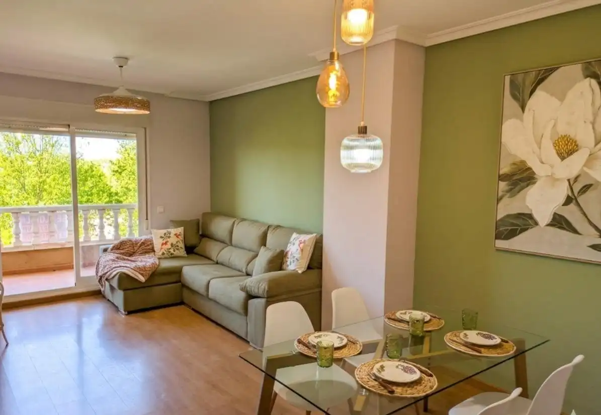 Living room of Flat for rent in Cáceres  with Heating, Terrace and Storage room