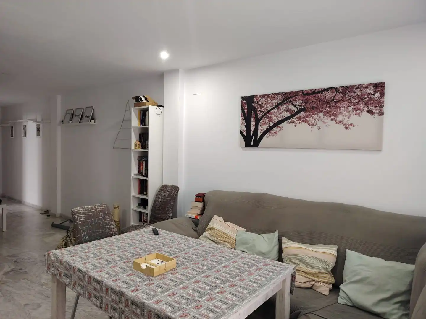 Living room of Flat for sale in  Sevilla Capital  with Air Conditioner and Balcony