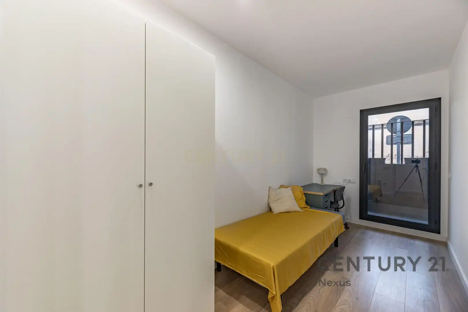 Habitación de Planta baja en venta en Terrassa con Aire acondicionado y Alarma