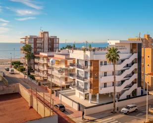 Vista exterior de Edifici en venda en Santa Pola amb Alarma i Piscina comunitària