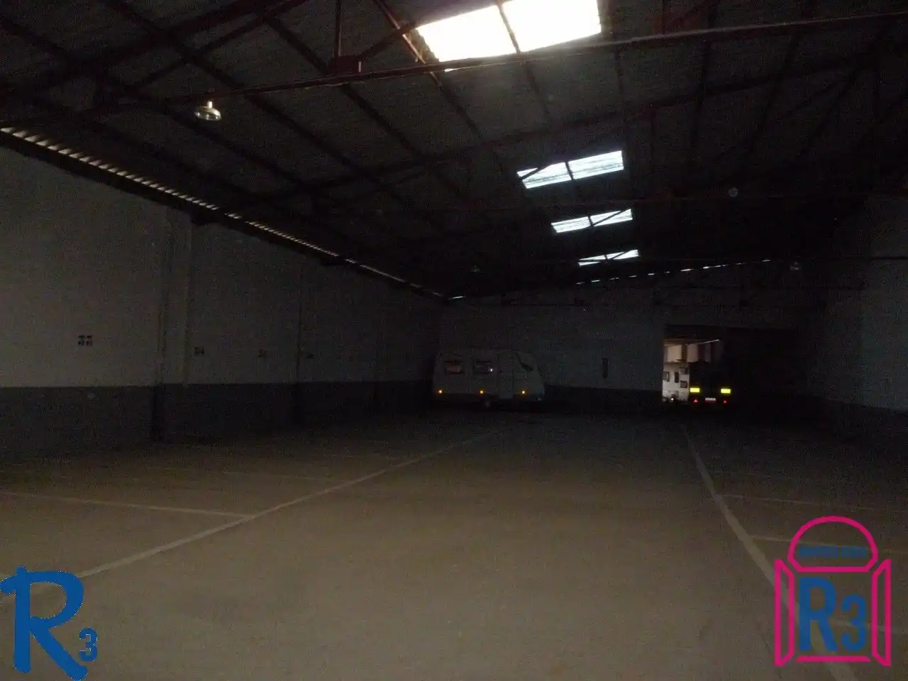 Nau industrial en venda a Valdivia
