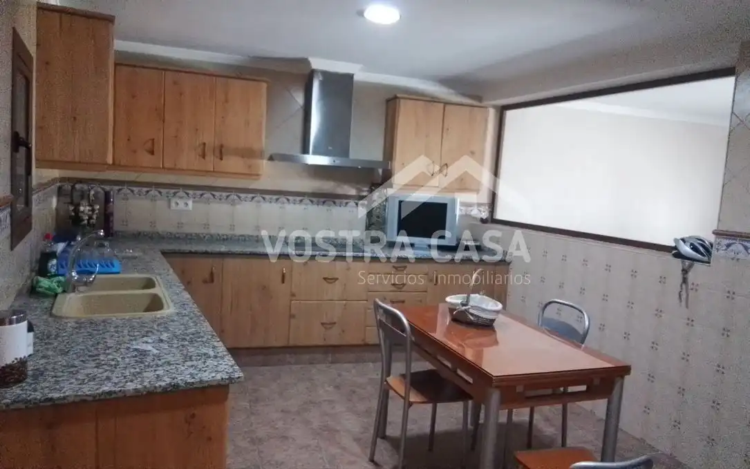 Kitchen of Detached homes for sale in Requena  with Air Conditioner, Heating and Alarm
