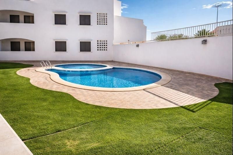 Swimming pool of Flat for sale in Torre-Pacheco  with Private garden, Terrace and Balcony