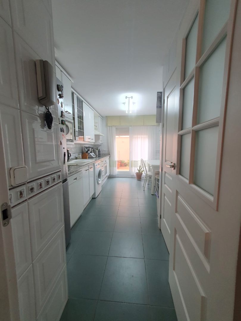Kitchen of House or chalet for sale in Talavera de la Reina  with Air Conditioner, Heating and Parquet flooring