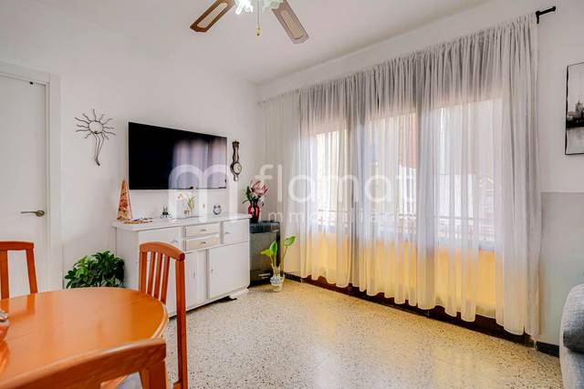 Piso en Venta en Els Pavos