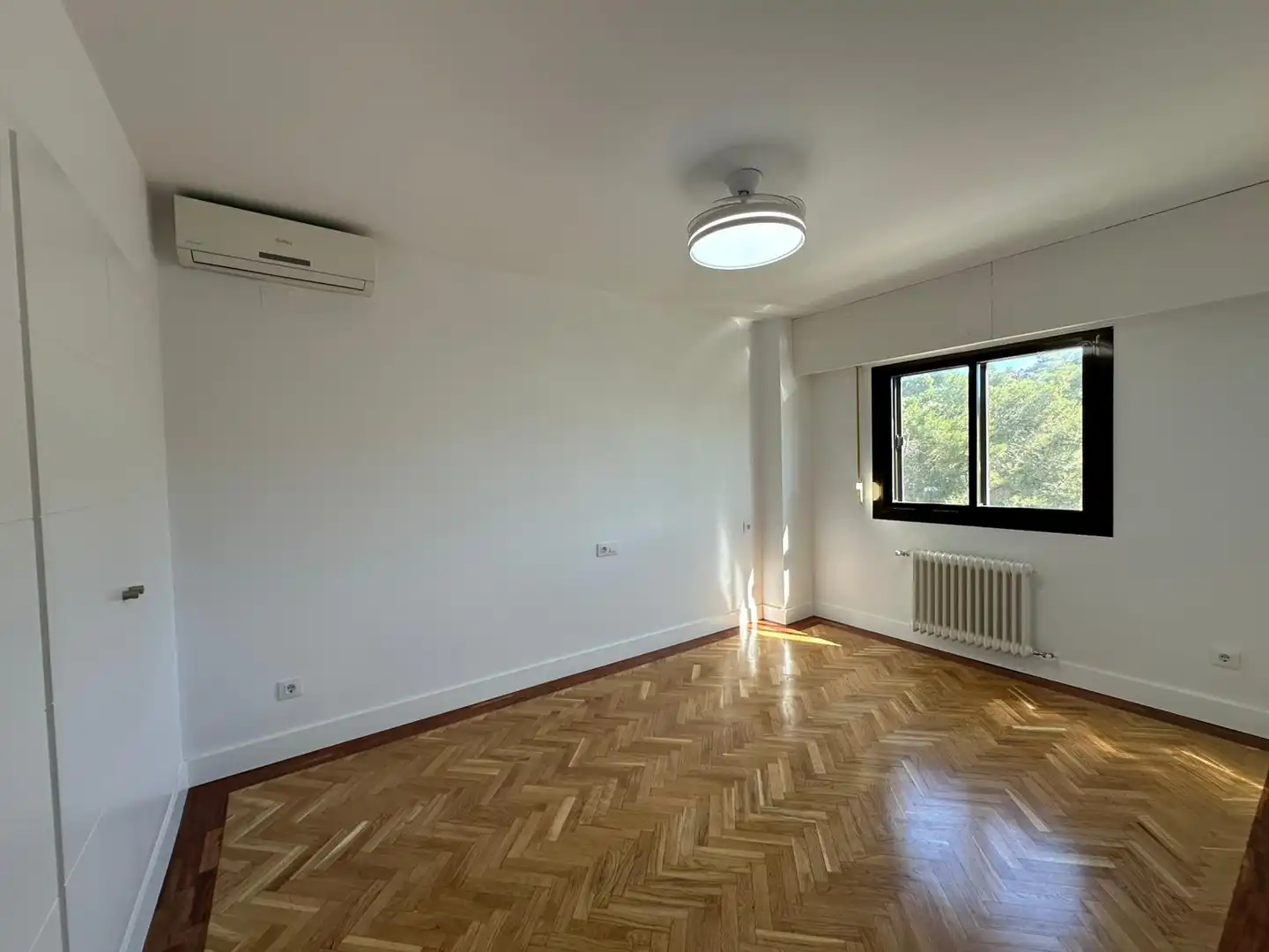 Schlafzimmer von Wohnung zum Verkauf in Toledo mit Klimaanlage, Heizung und Privatgarten