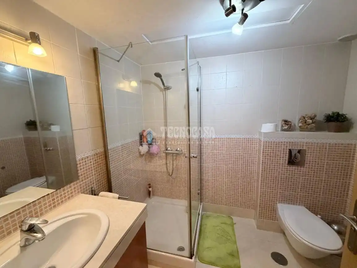 Baño de Piso en venta en Madrid con Aire acondicionado, Calefacción y Trastero