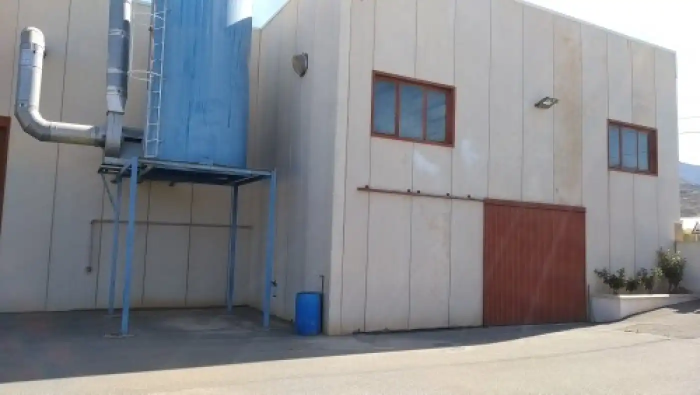 Nau industrial en venda a Berja