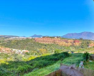 Vista exterior de Apartament en venda en Manilva amb Aire condicionat i Terrassa