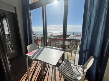 Flat to rent in Calle Juan Antonio de la Bella