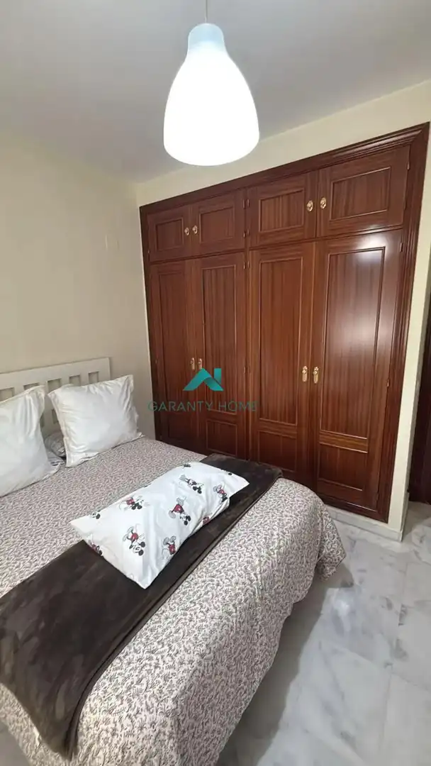 Bedroom of Flat for sale in Sevilla  with Air Conditioner and Heating