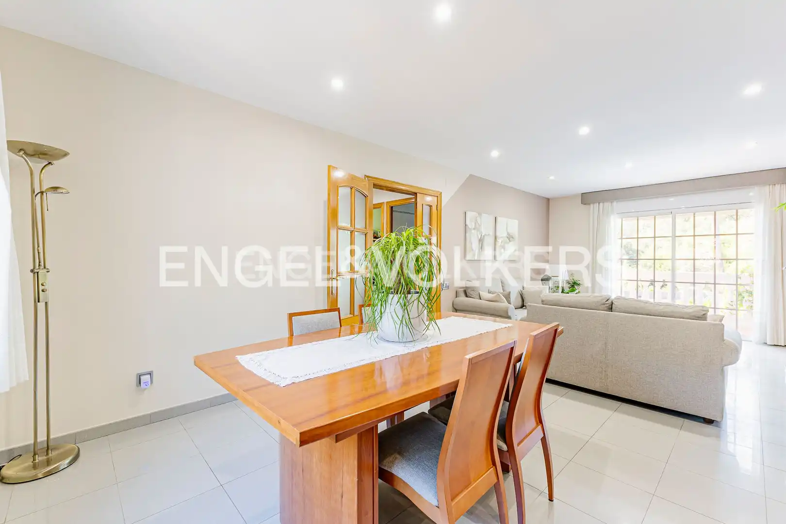 Dining room of Houses for sale in Sant Vicenç Dels Horts  with Heating, Storage room and Swimming Pool