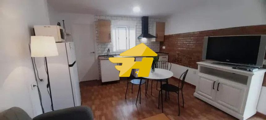 Cuina de Pis de lloguer en  Córdoba Capital amb Aire condicionat, Jardí privat i Moblat