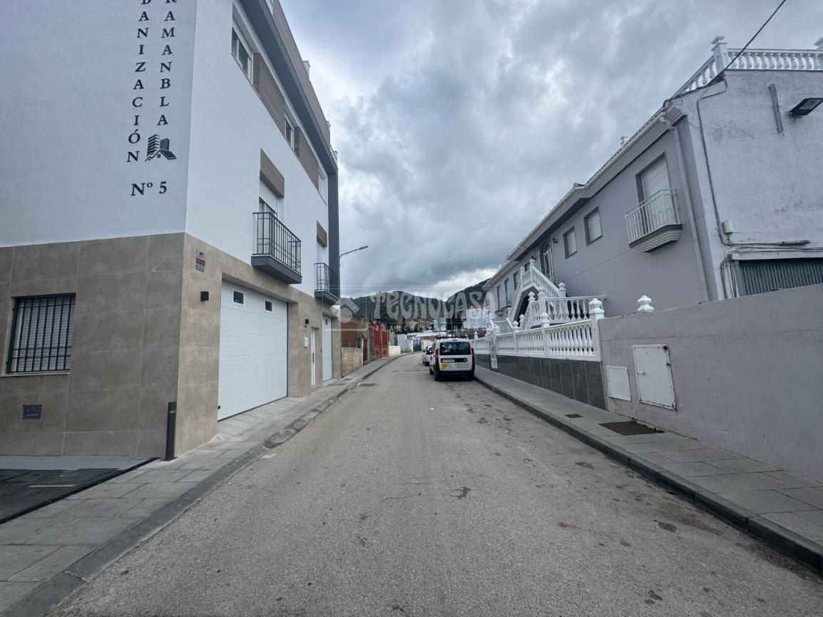 Single-family semi-detached for sale in Jamilena