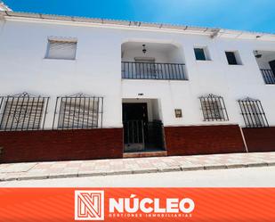 Exterior view of Single-family semi-detached for sale in Yunquera  with Terrace