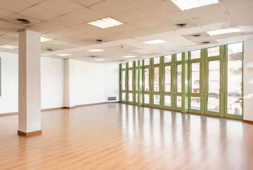 Oficina de lloguer a Avinguda Diagonal, 302, Sagrada Família