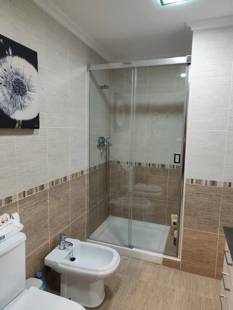 Baño de Piso en venta en Elda con Aire acondicionado y Amueblado