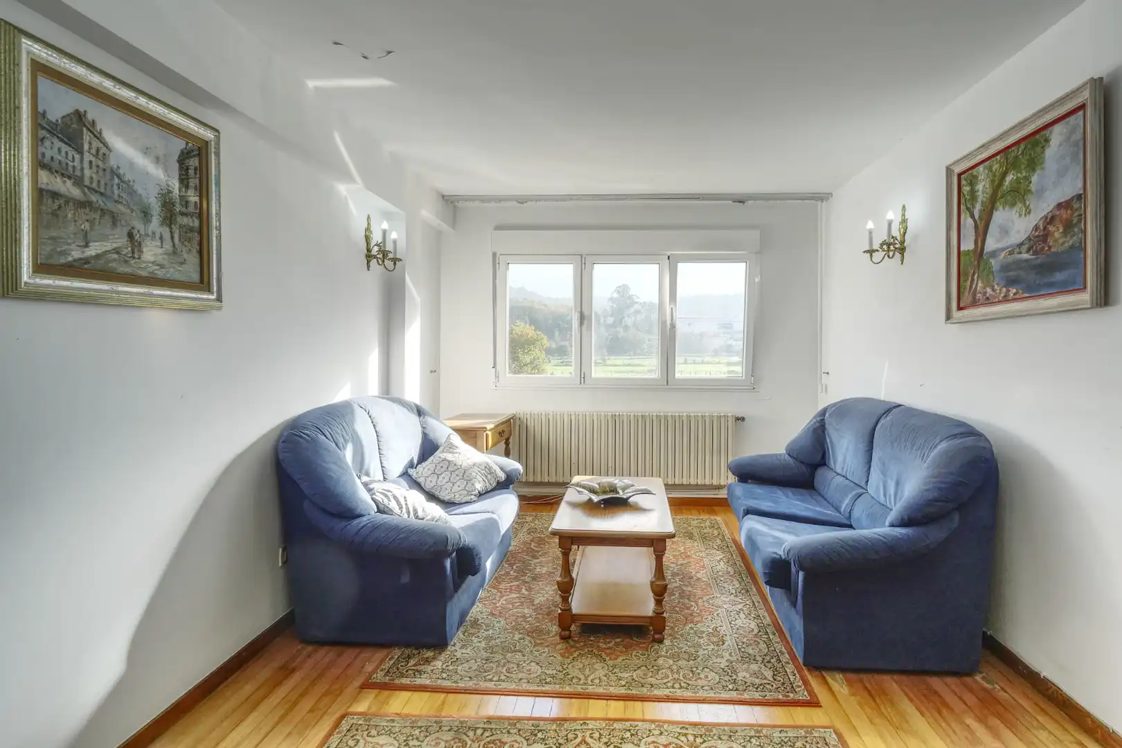 Sala de estar de Edificio en venta en Padrón