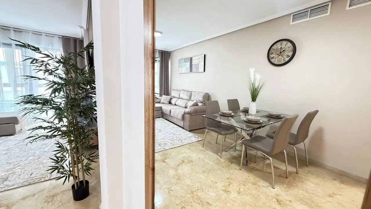 Apartamento con terraza en venta en Avenida PURISIMA, imagen 6