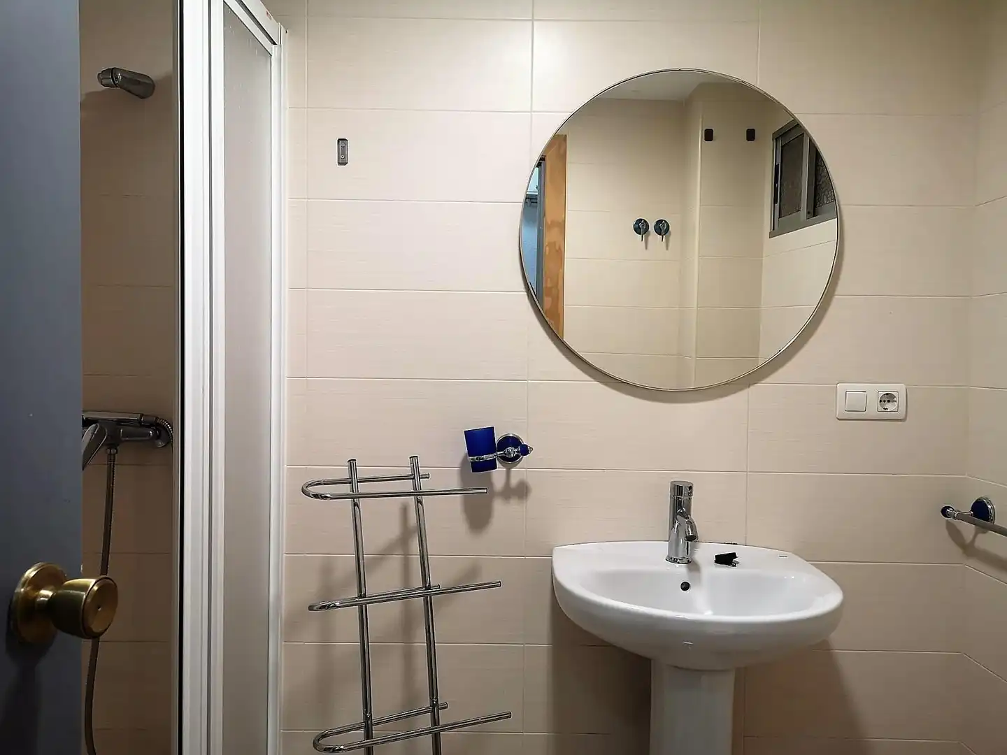 Bathroom of Study for rent in Granada  with Furnished