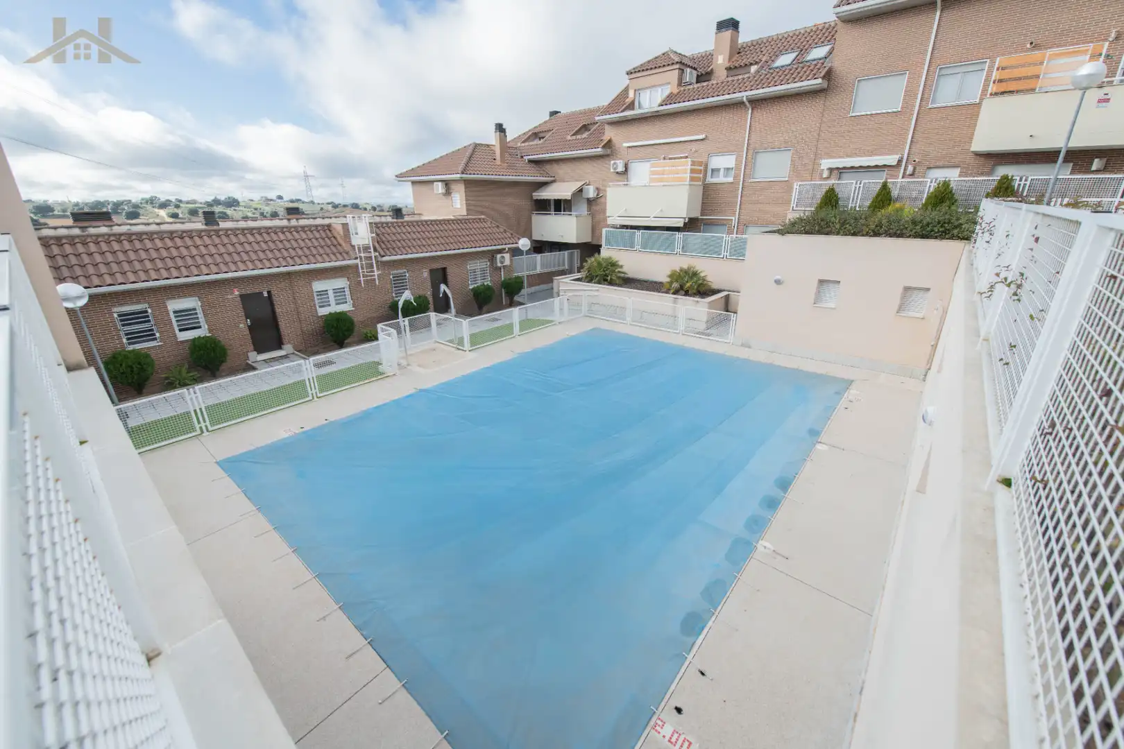 Piscina de Piso en venta en Sevilla la Nueva con Aire acondicionado, Calefacción y Terraza