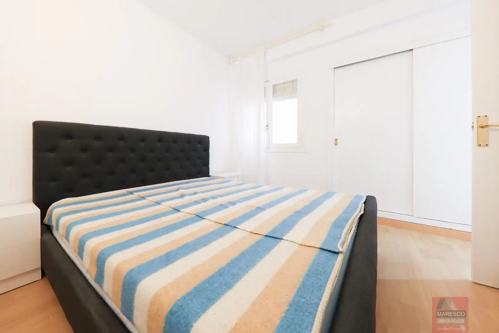 Bedroom of Flat for sale in Fuengirola  with Air Conditioner, Terrace and Balcony