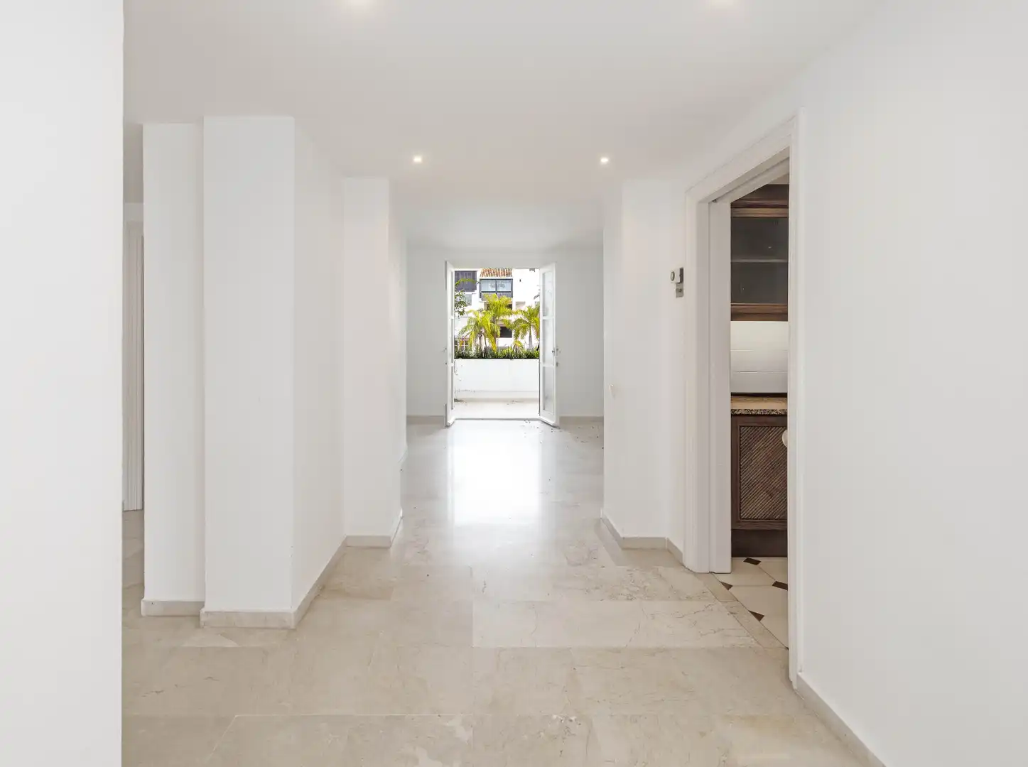 Piso en venta en Marbella con Terraza, Trastero y Balcón