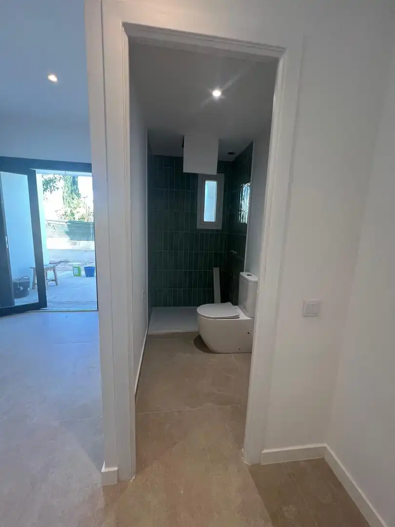 Baño de Casa adosada en venta en Sant Pere de Ribes con Aire acondicionado, Calefacción y Jardín privado