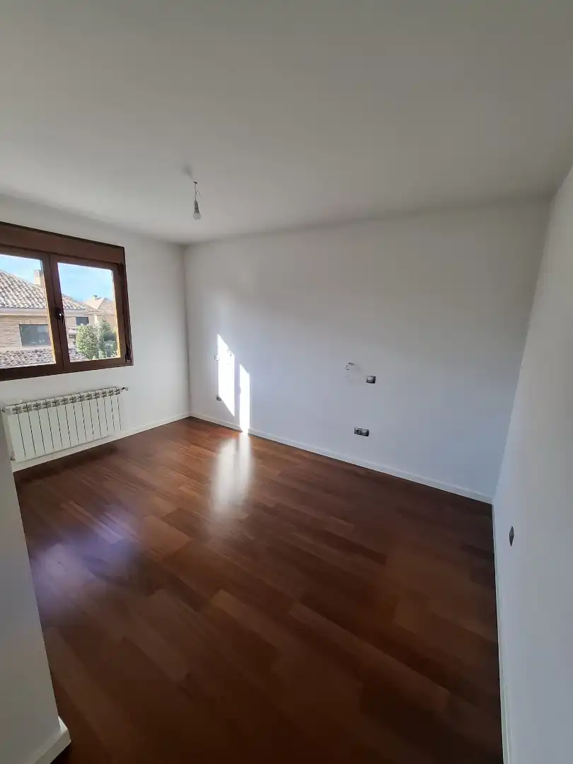 Casa adosada en venda a Calle Luxemburgo, Centro