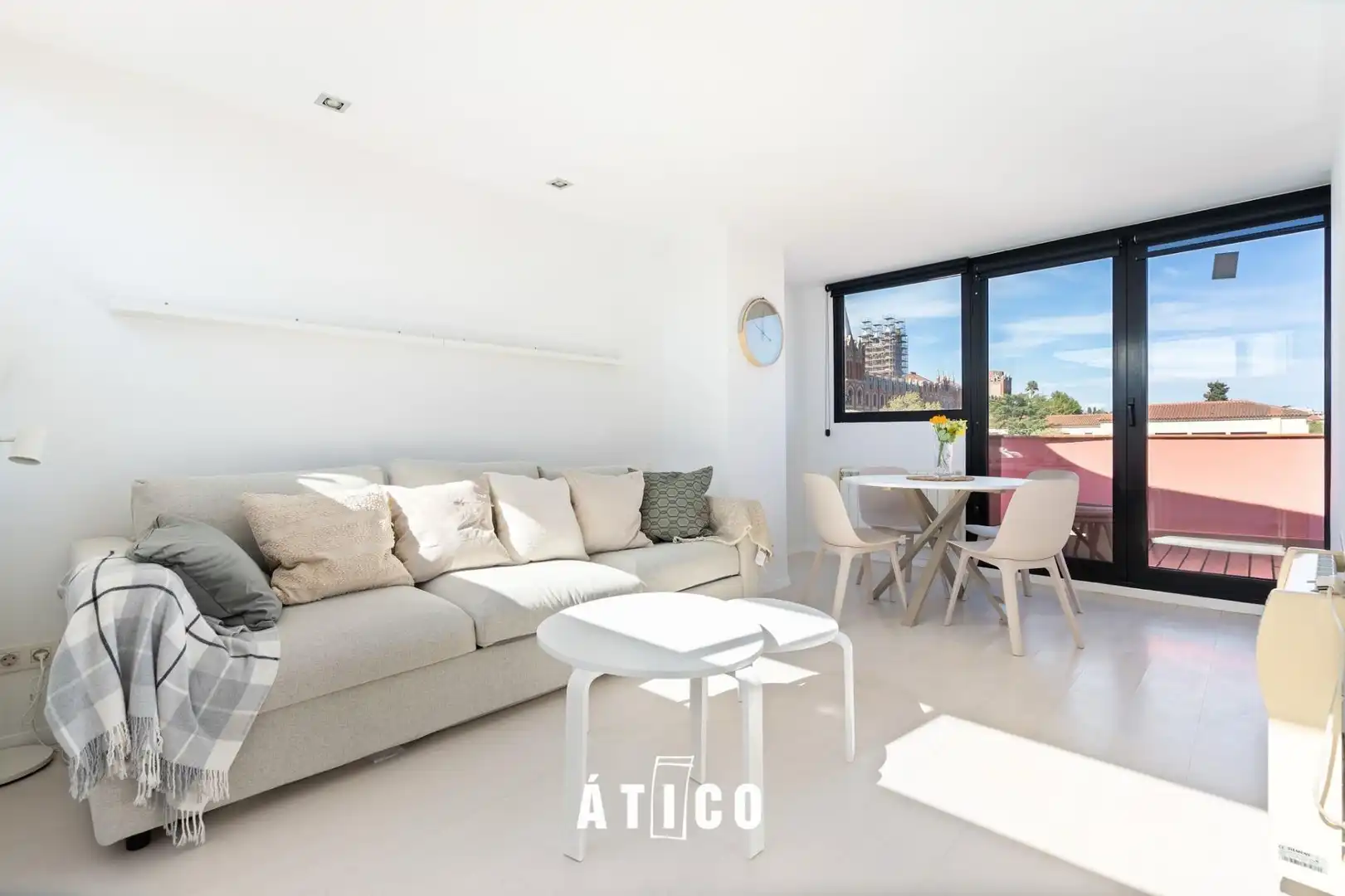 Attic for rent in Sarrià